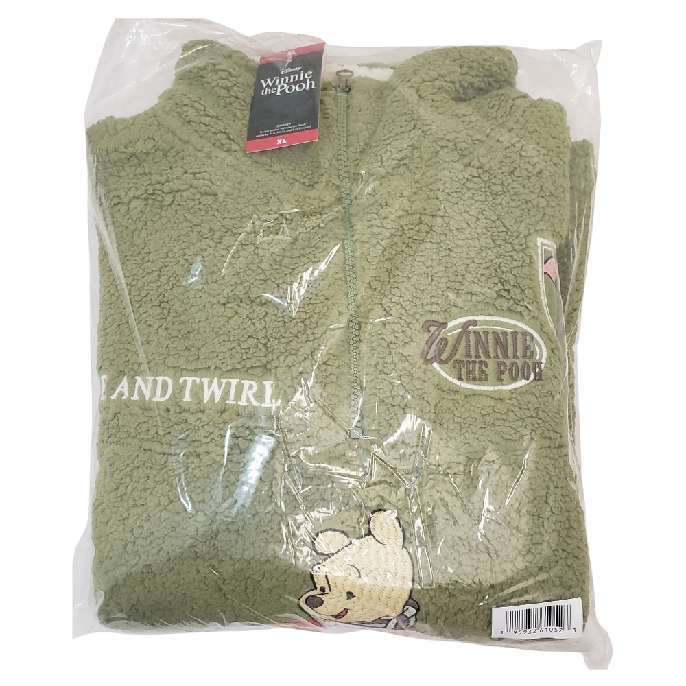 Character Women's Winter Sherpa Pullover Winnie the Pooh NWT
